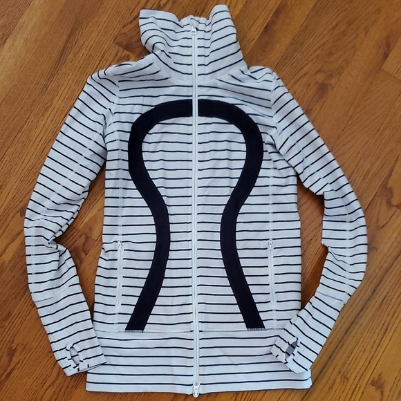 Lululemon Athletica - HOST PICK Quiet Stripe Jacket In Stride - Picture 3 of 7